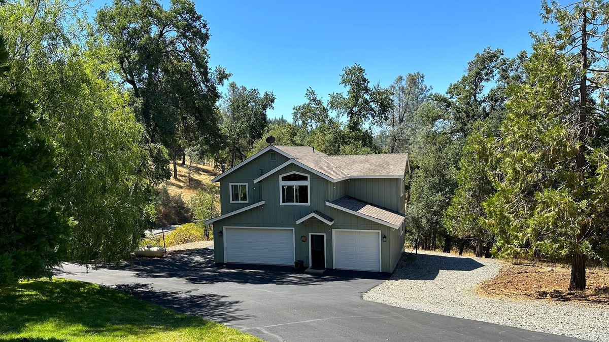 Placerville House | Modern Living in the Country - Placerville, CA