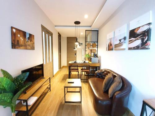 Nimman Apartment | Modern loft room& Rooftop pool at Nimman 603NM