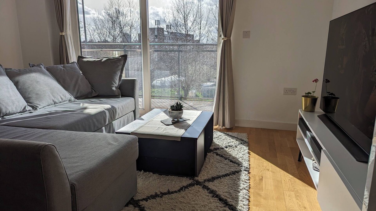 Deptford Apartment | Modern London Apartment near Greenwich - City View