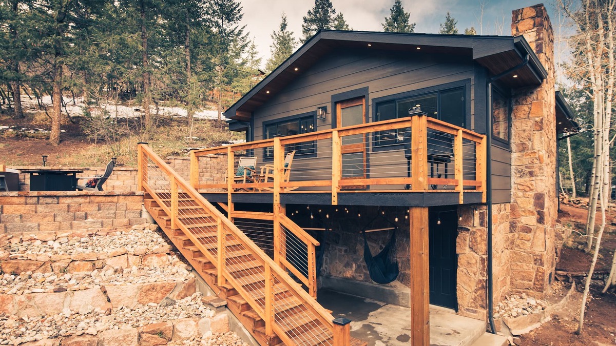 Cascade-Chipita Park House | ☆Modern Luxury Cabin - Hot Tub✔ Hiking✔ Hammocks✔☆