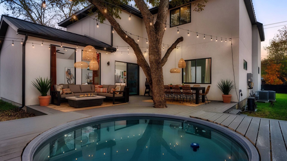 South Lamar House | Modern Luxe South Lamar Retreat with Heated Pool, Game Room, and Outdoor Theater