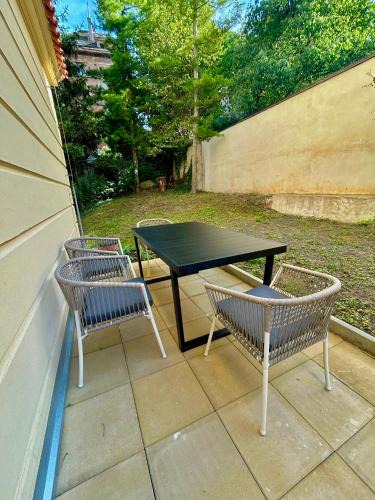 Prague 5 Apartment | Modern Luxury Apartment with Garden