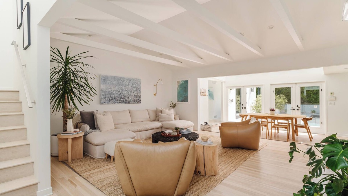 Santa Monica Canyon House | Modern Luxury Estate with Pool, Gym, Office – Prime Santa Monica