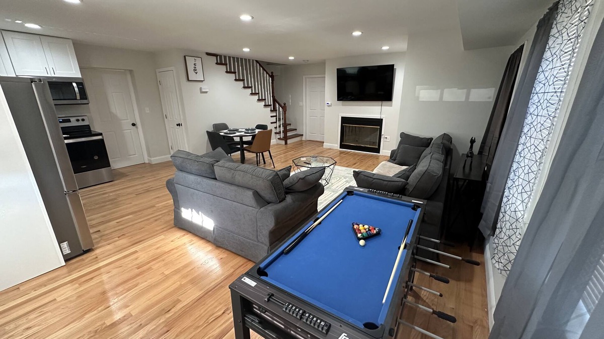 Brockton House | Modern Luxury Home With Fireplace & Game-Room.