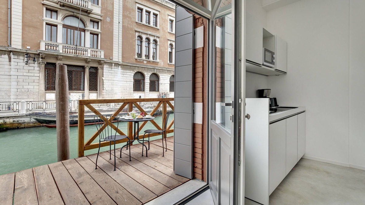 Castello Apartment | Modern Luxury LOFT "Giorgio"