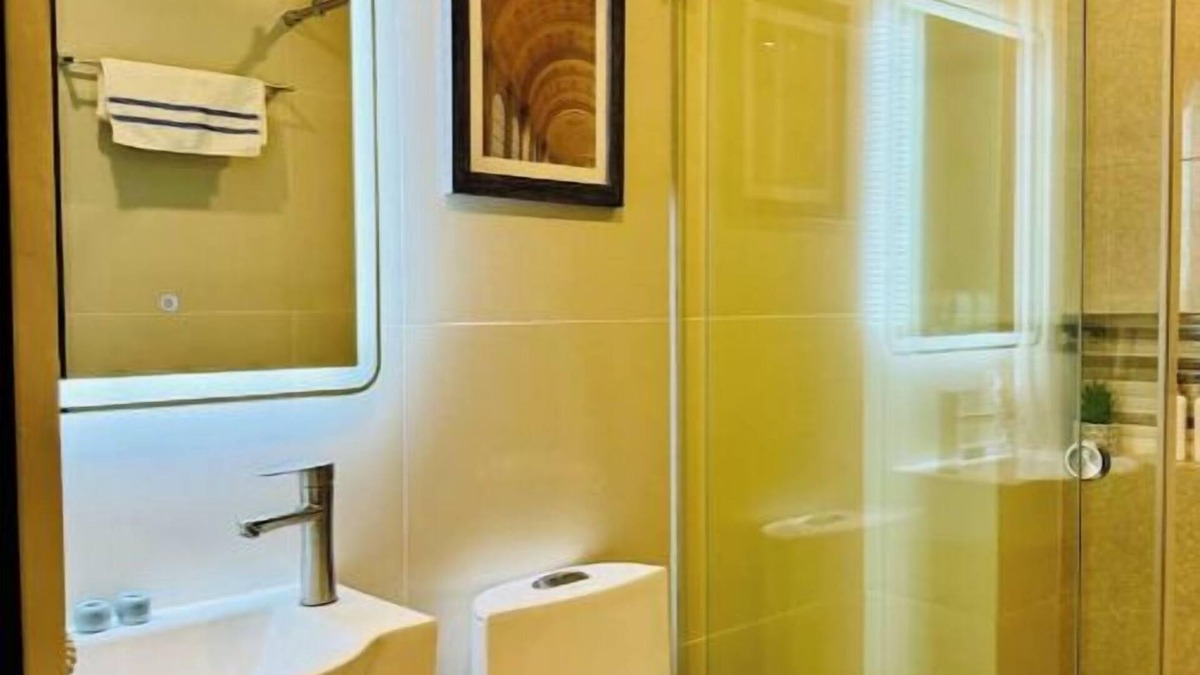 Malabanias Apartment | Modern Luxury Smart 2-BR unit 303nn