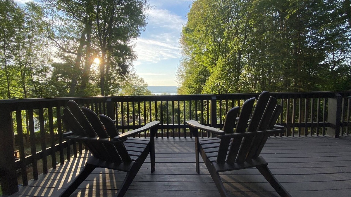 Lake George House | Modern open concept house w/Lake George views, private beach- 5 mins to village
