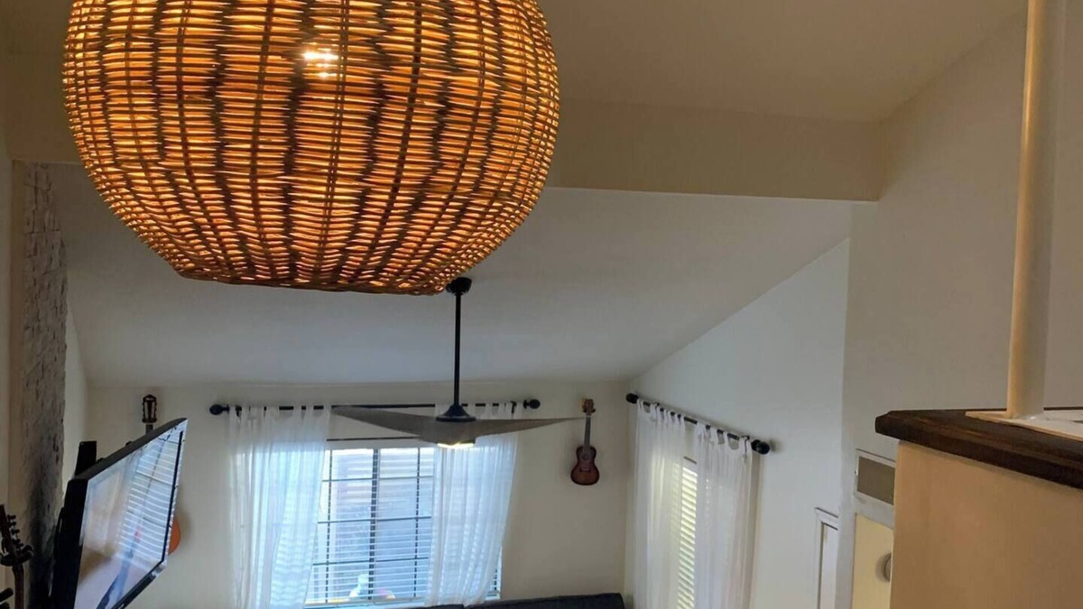 Tempe Condo | Modern, Peaceful Tempe Condo Pool & Fast Wi-Fi