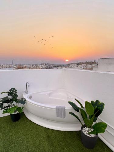 Msida Apartment | Modern Penthouse with Sea & Valletta view