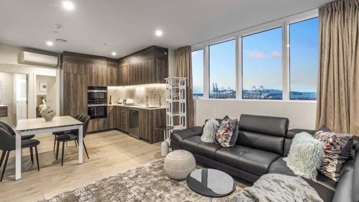 Parnell Apartment | Modern Penthouse. Close to Spark Arena! by Zodiak Stays