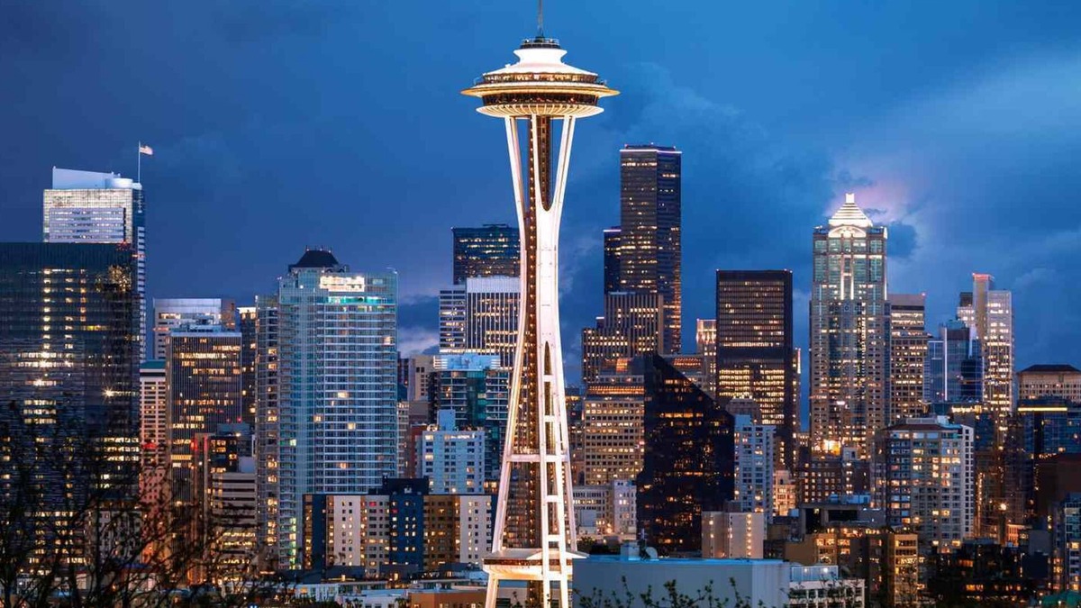 West Queen Anne House | Modern Queen Anne Home with Stunning Water Views
