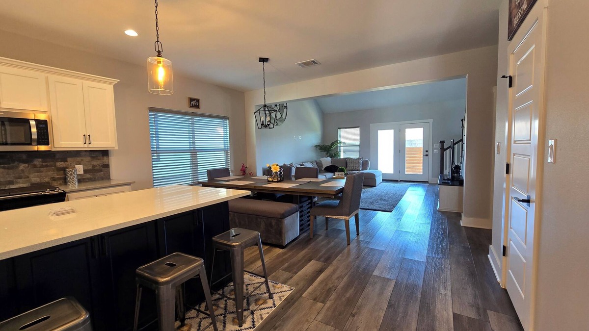 Sherman House | Modern retreat in Sherman