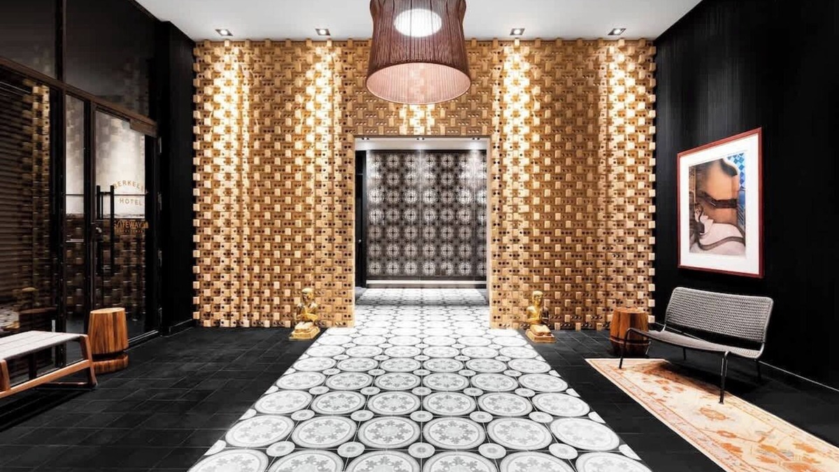 Berkeley Hotel | Modern Retreat w/Balcony Views + Stunning Rooftop Patio
