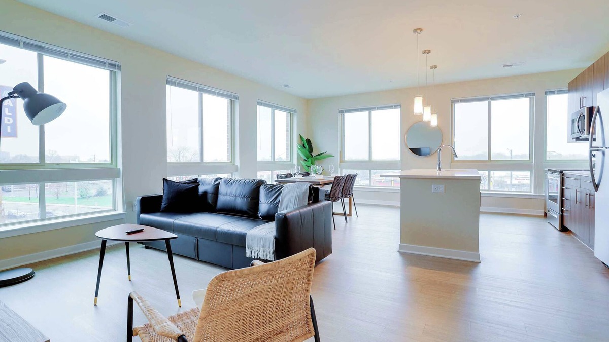 Jefferson Manor Apartment | Modern Retreat W Gym & Prime Location
