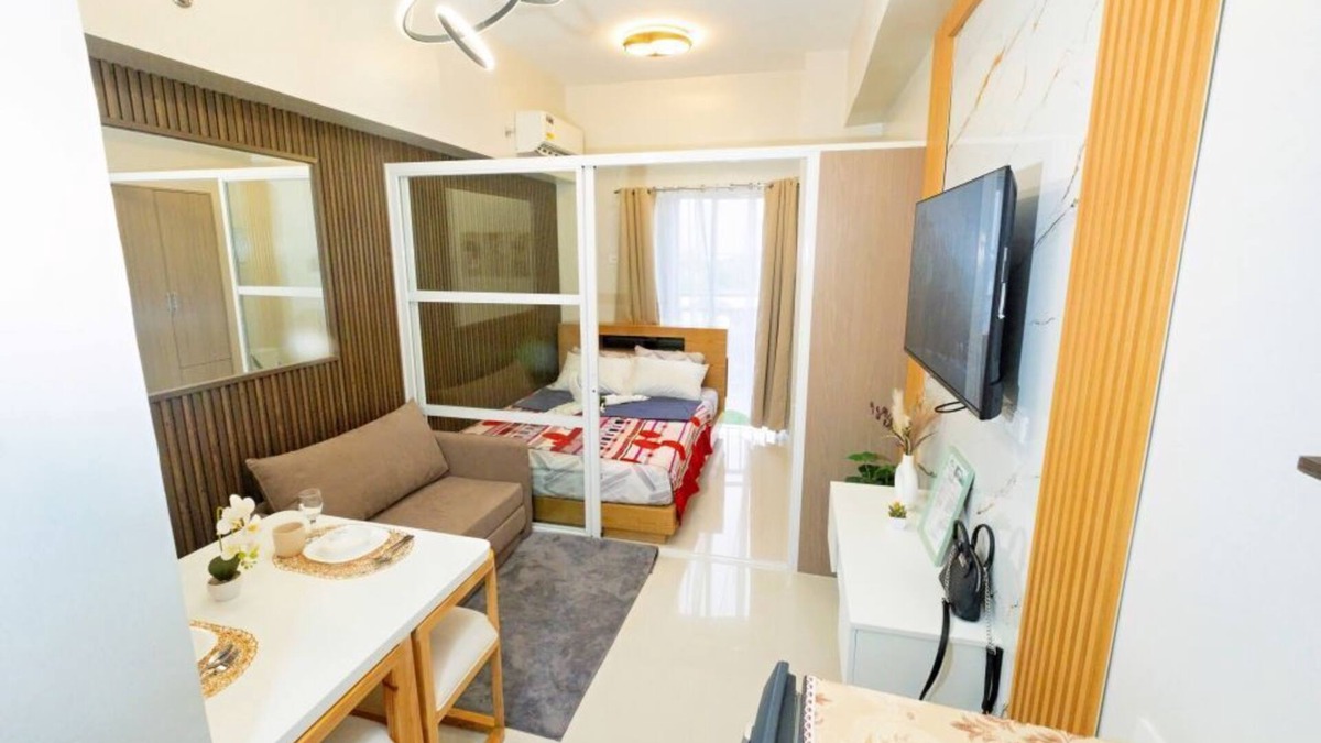 Basak Apartment | Modern Retreat with Private Balcony