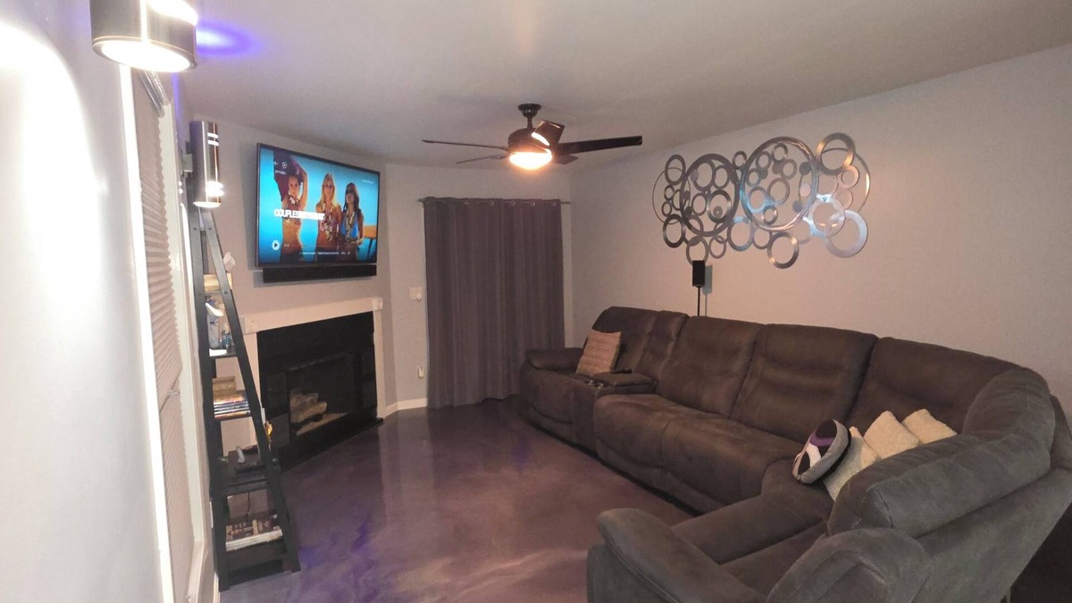 High Point Condo | Modern/Retro 2br Condo by Exceptional Stays