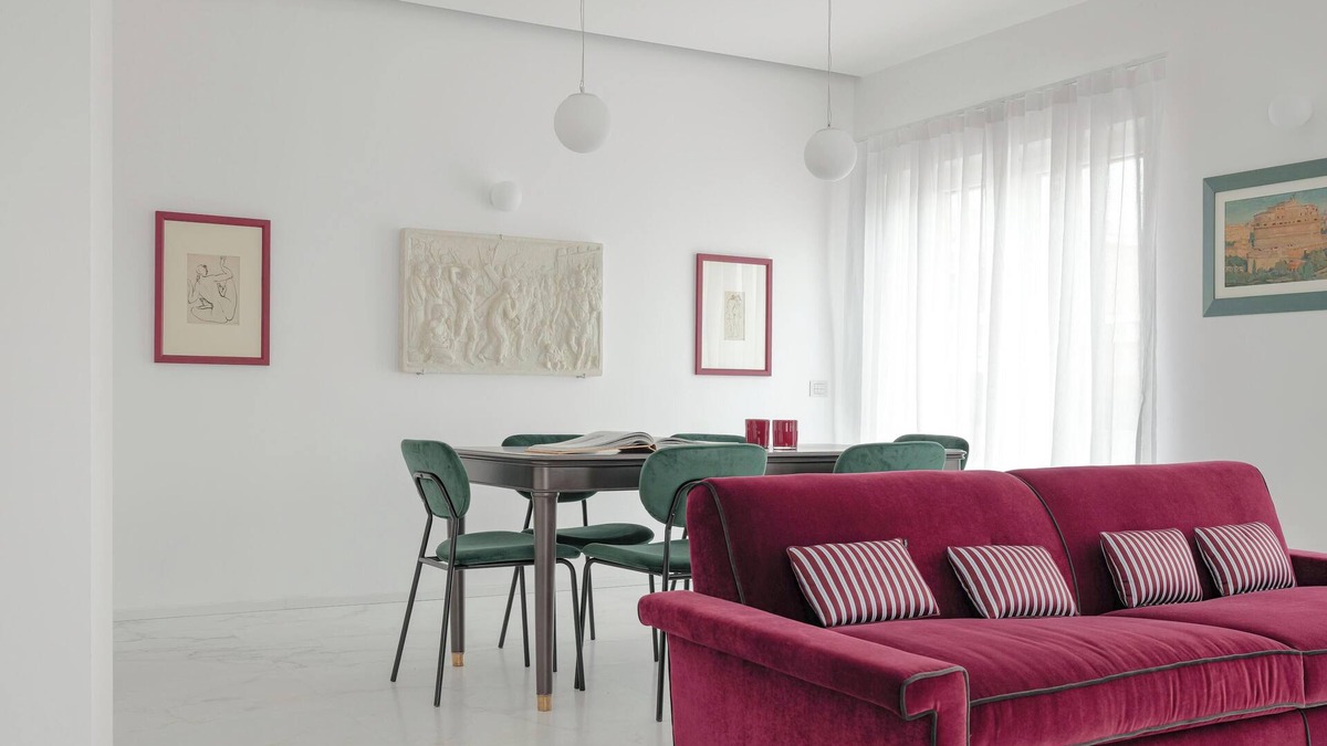 Trionfale Condo | Modern Rooftop Getaway: Arte della Medaglia Gallery House