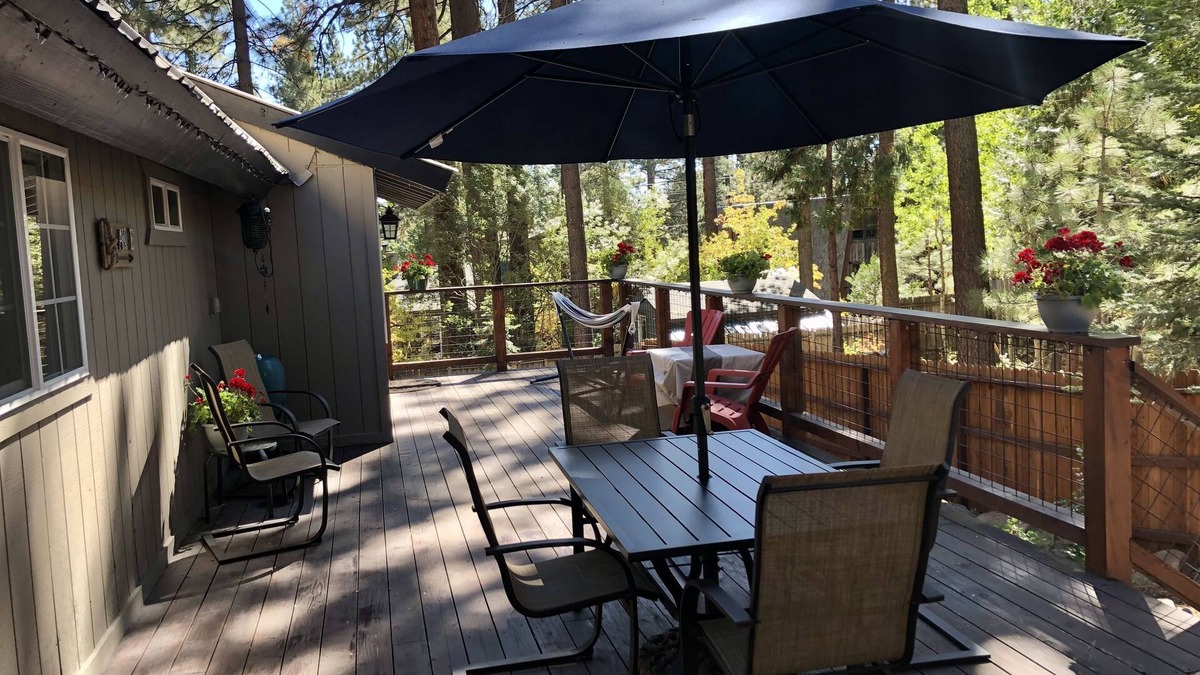 Kings Beach House | Modern Rustic Farmhouse/Large Deck/Walk to Beach/Restaurants/Safeway