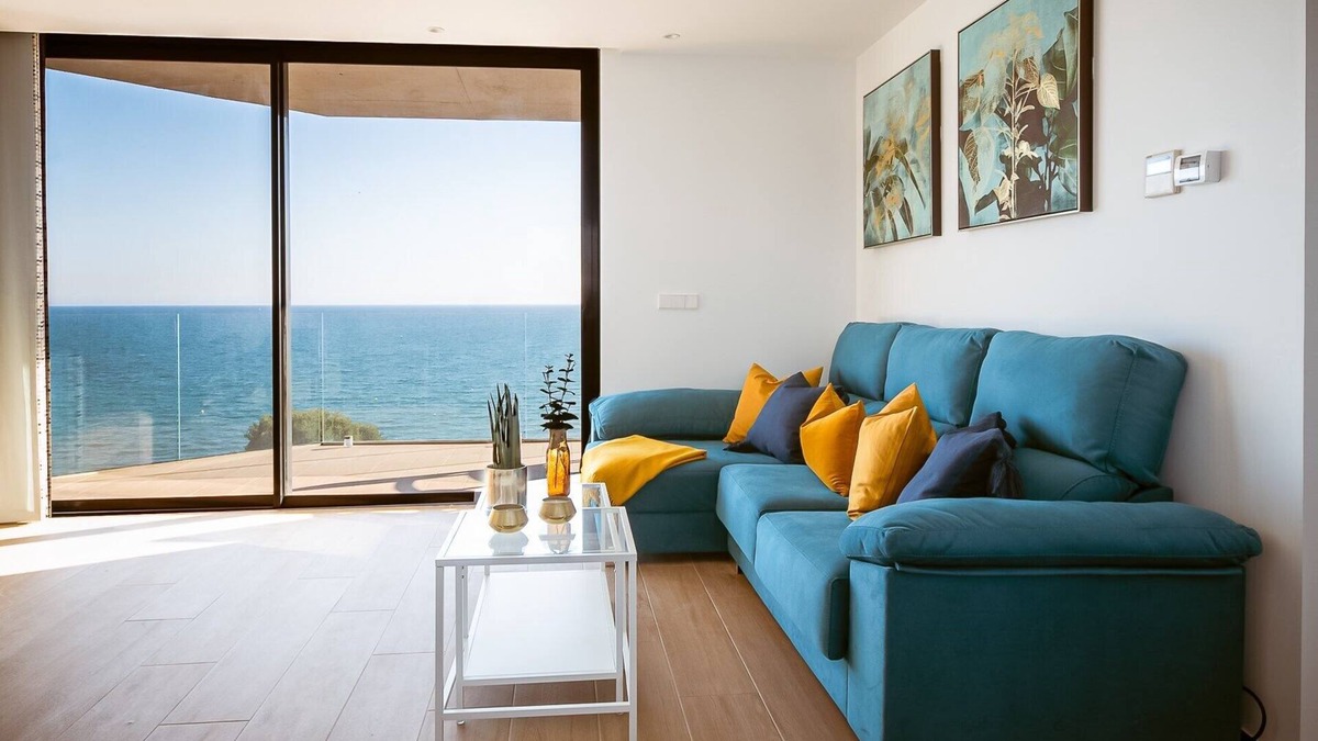 L'Albufereta House | Modern sea front REEF APARTMENT