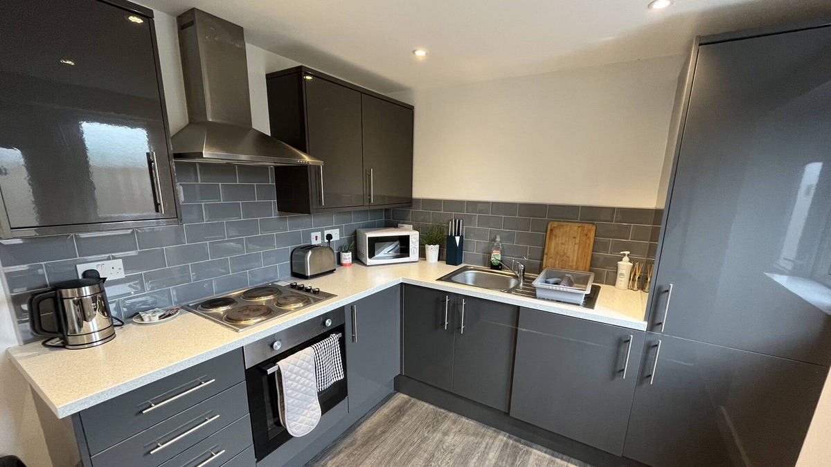 Doncaster Apartment | Modern Serviced Apartment - Near Doncaster City Centre