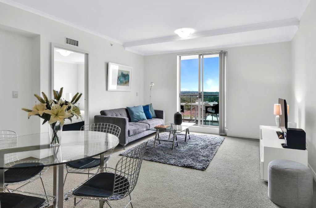 Chatswood Apartment | Modern spacious Chatswood Apartment H1016