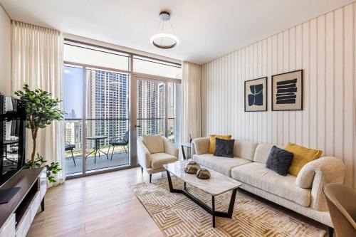 Dubai Apartment | Modern Stay 1BR Palace Residence Creek Harbour