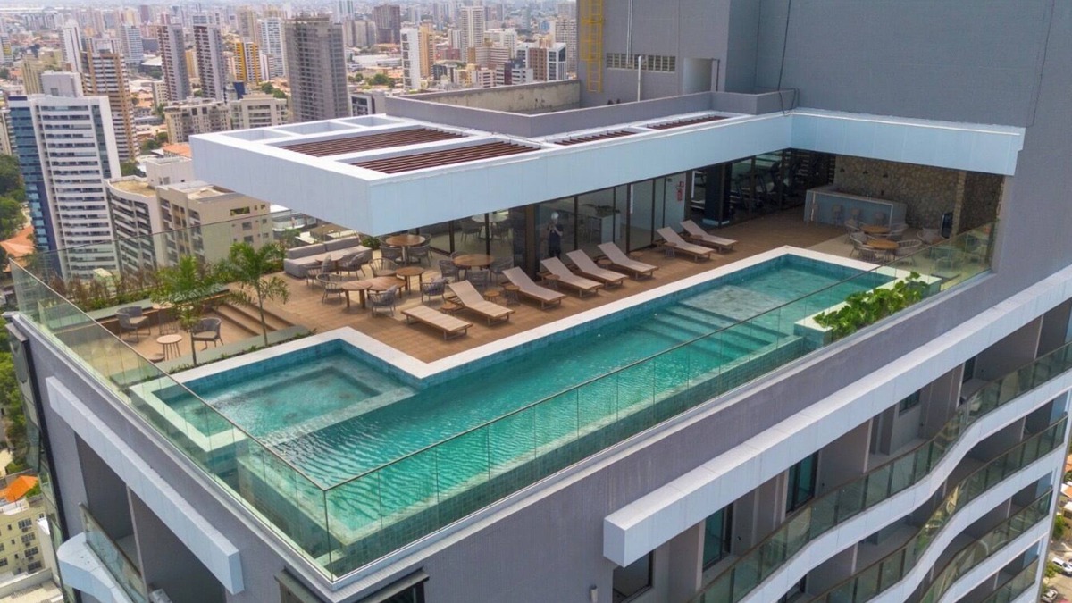 Meireles Apartment | Modern studio with rooftop sea view