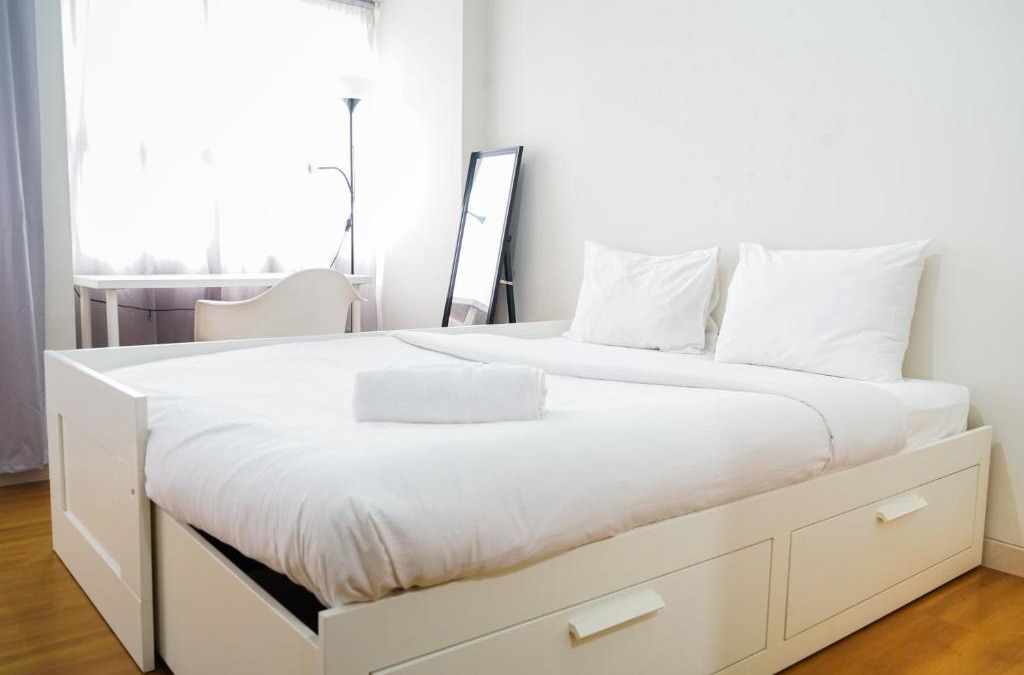Depok Apartment | Modern Studio Apartment at Margonda Residence 5 By Travelio