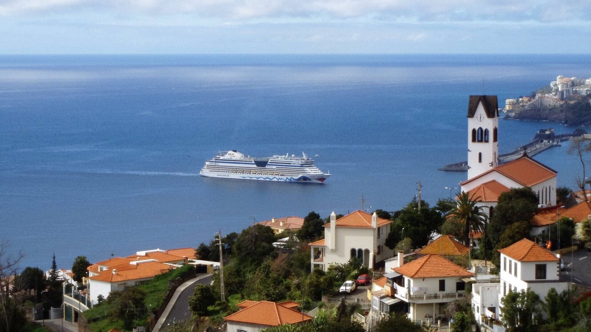 Sao Goncalo Apartment | Modern studio flat in Funchal
