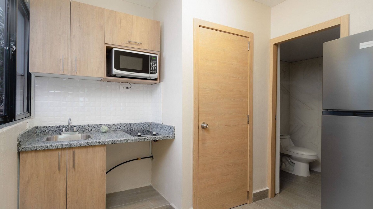 Gascue Condo | Modern studio in Gazcue: minutes from Colonial Zone & Incipler