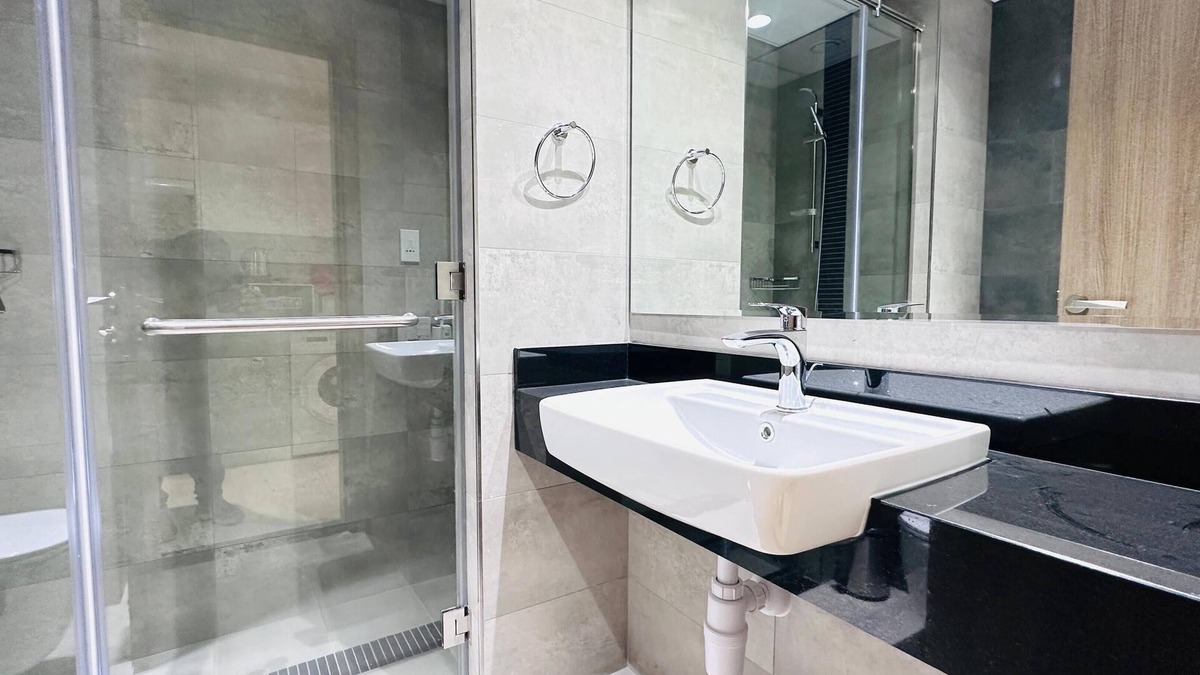 Discovery Gardens Apartment | Modern Studio in Jebel Ali Village
