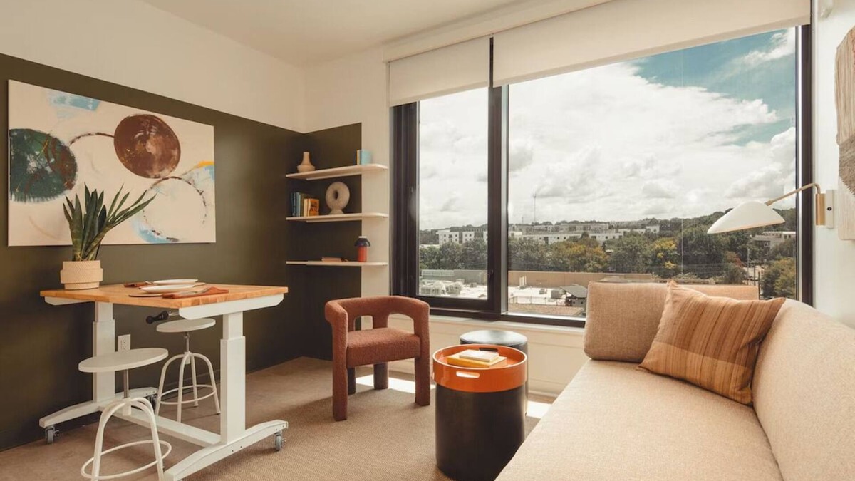 Old Fourth Ward Hotel | Modern Studio Steps from Ponce City Market | Atlanta BeltLine Adventures