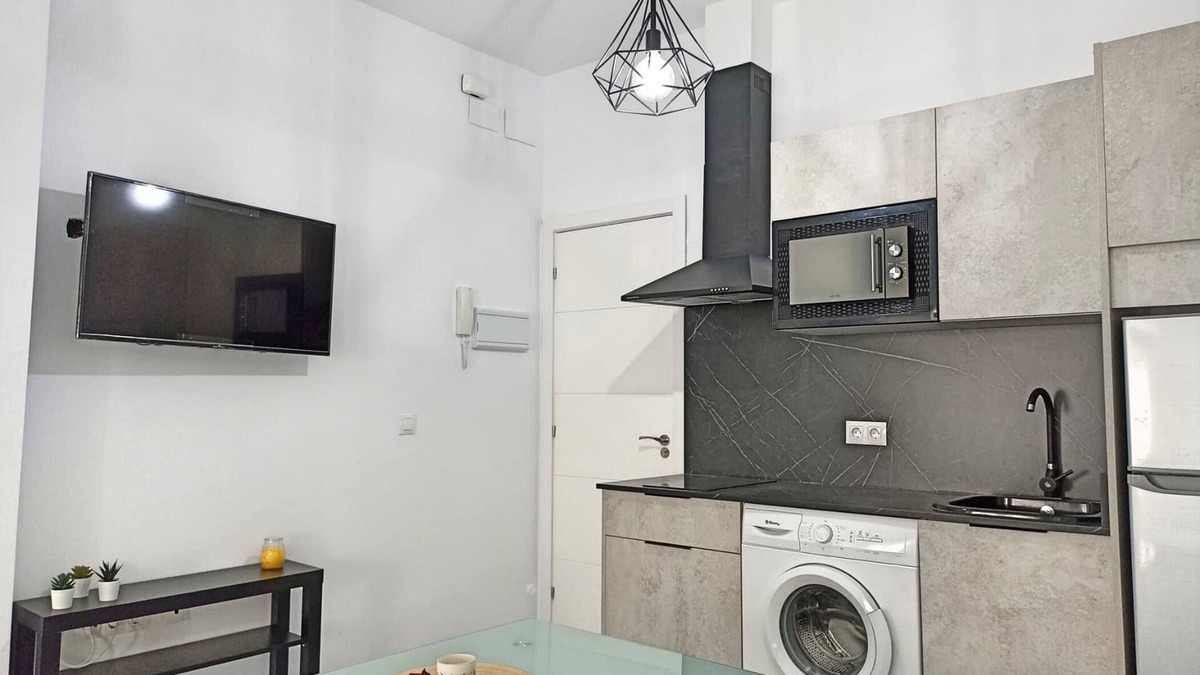 Ciudad Jardin Apartment | Modern study in Ciudad Jardin Córdoba