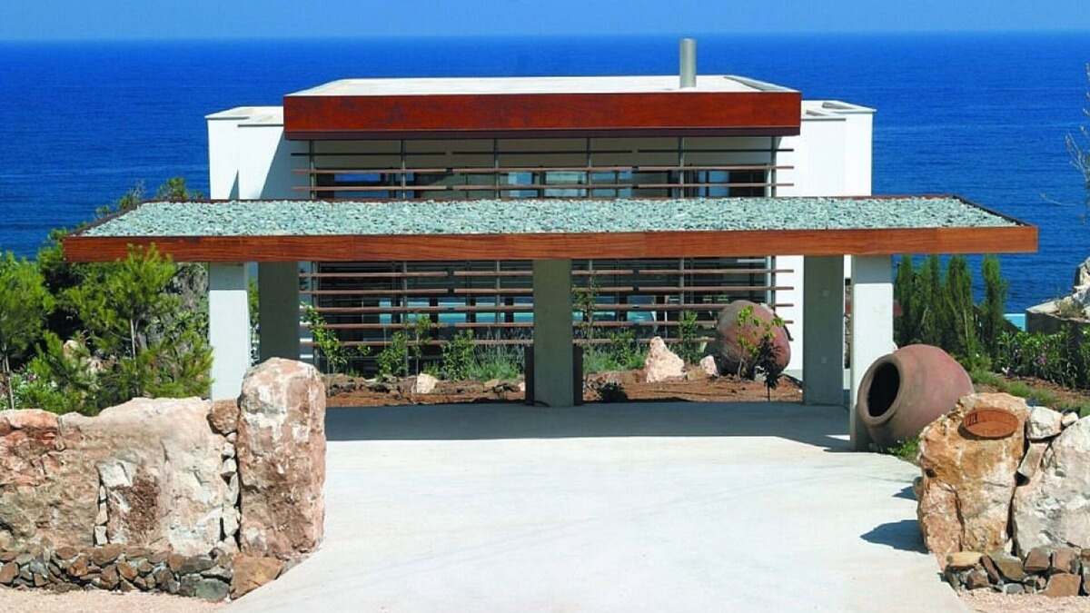 Latchi Villa | Modern Stylish 4-Bedroom Villa, Private Pool and Spectacular Sea Views, Direct Access to the Beach!