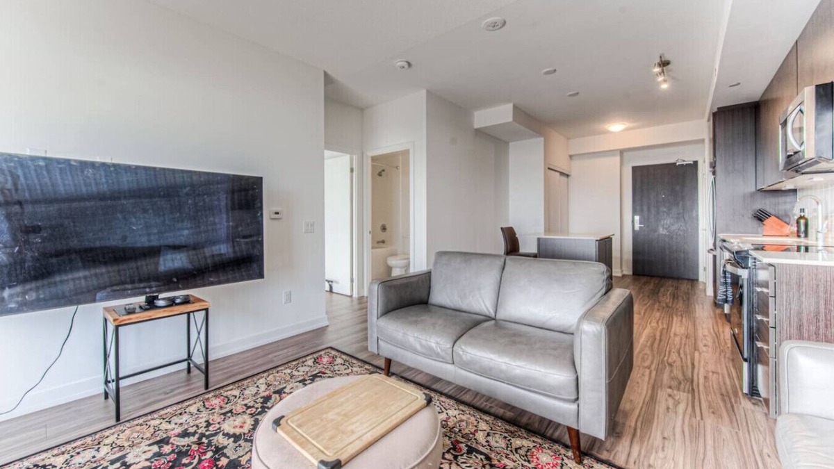 Kitchener Apartment | Modern Suite in the City