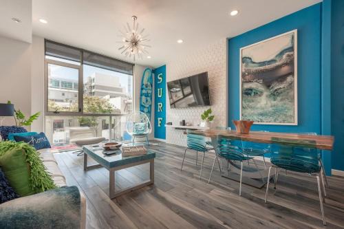 East Village House | Modern Surf Themed Home - Heart of Gaslamp