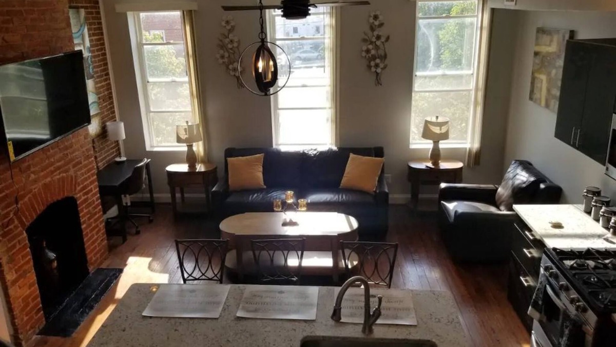 Downtown Baltimore Apartment | Modern Townhome blocks away from Camden Yards