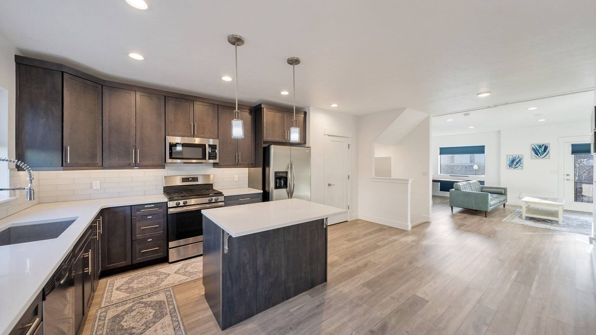 Millcreek House | Modern Townhome By Trax Station, Close to Ski & Downtown, EV Charger & Flex Room