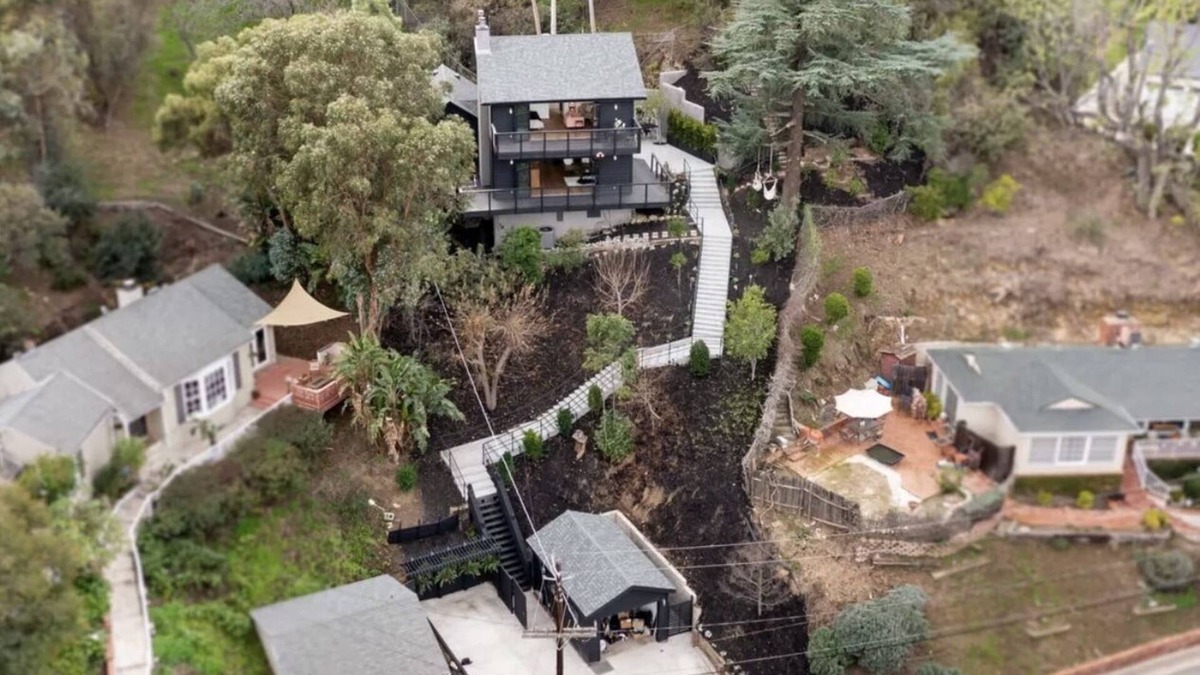 Sherman Oaks Villa | Modern Treehouse with Million-Dollar Views - UCLA & Beverly Hills