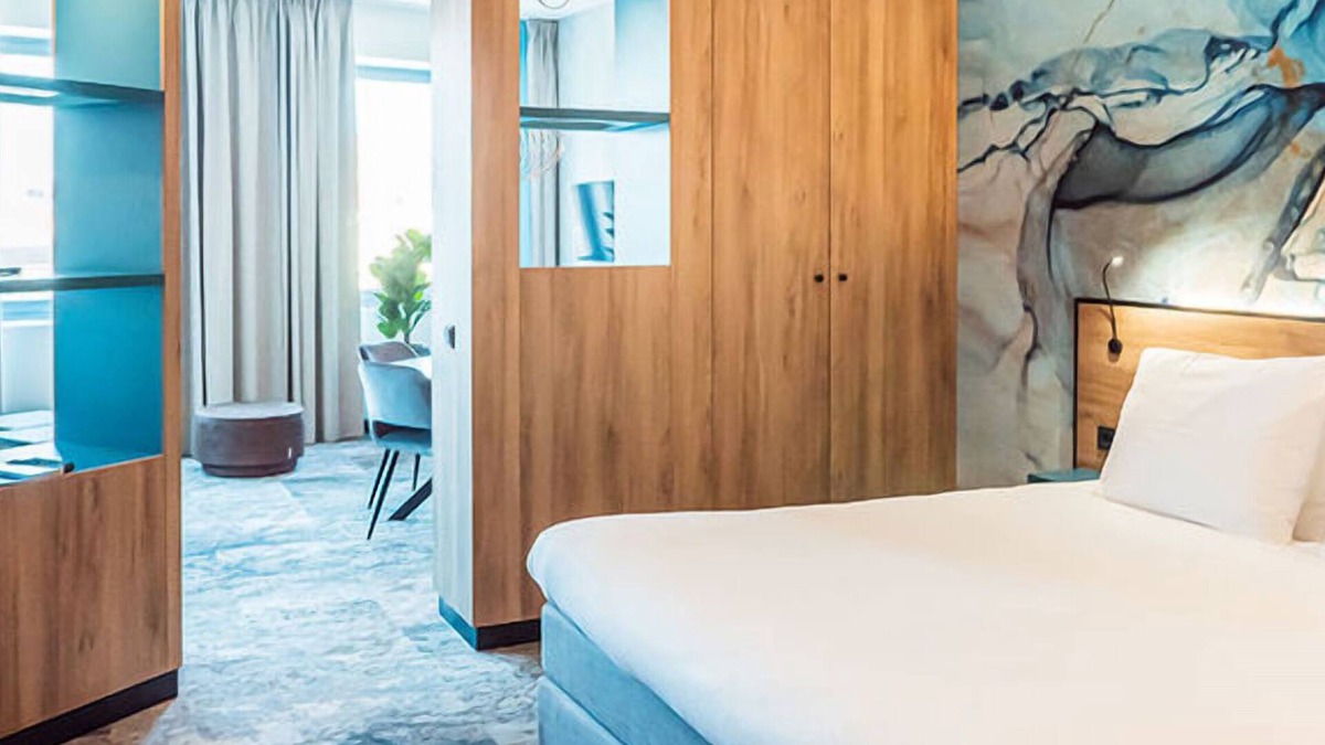 Scheveningen Badplaats Hotel | Modern unit near City Center w/Seaside access, Local attractions & Marina Lounge