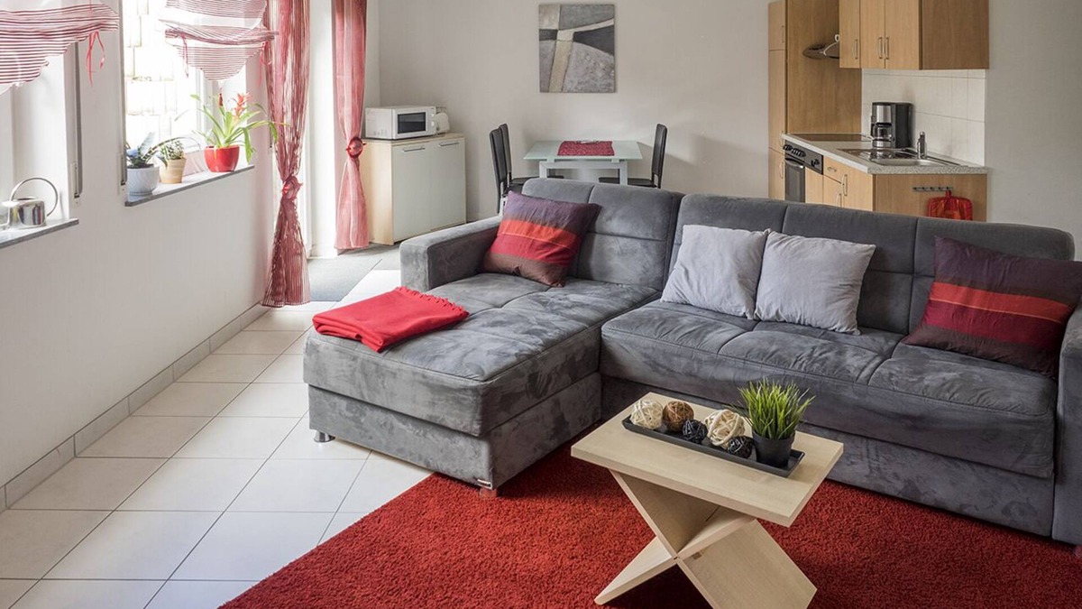 Reisach Apartment | Modern vacation apartment in Löwenstein, close to Audi, Lidl, Bosch, Kaufland
