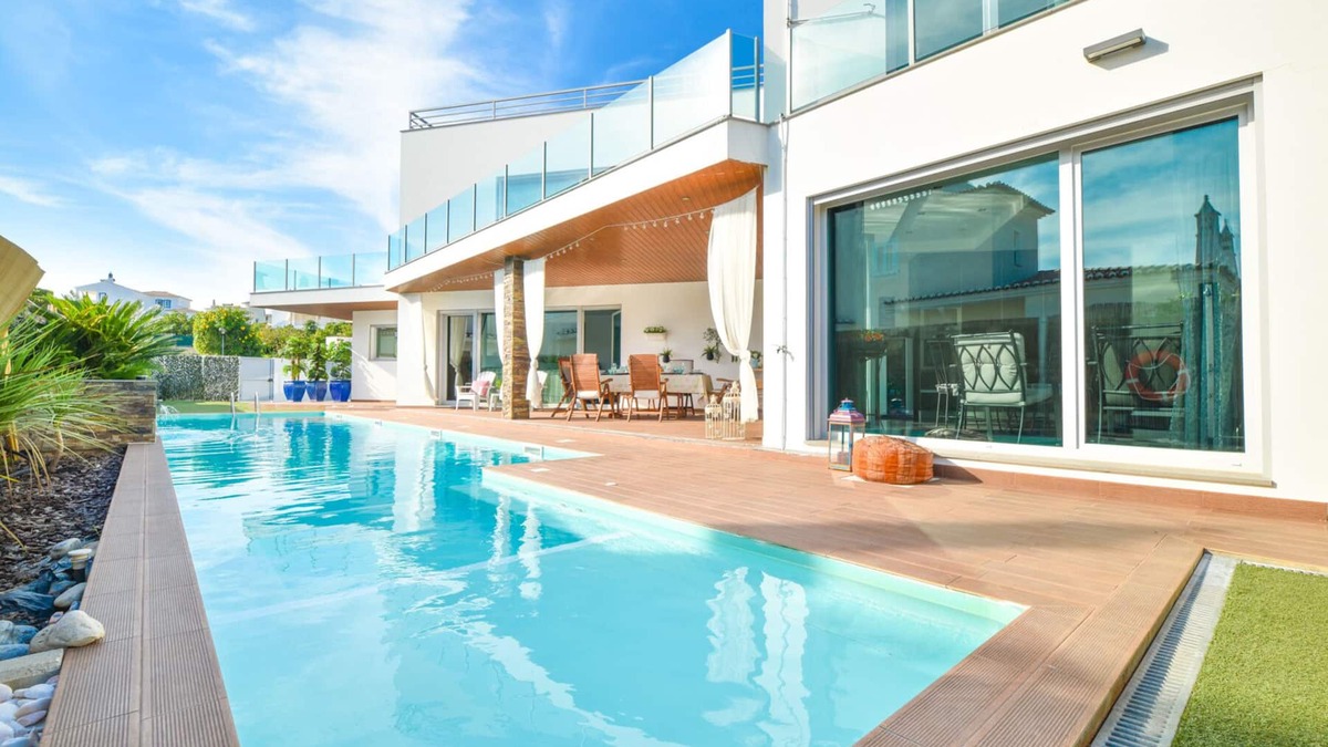 Carvoeiro Villa | Modern Villa, amazing private pool