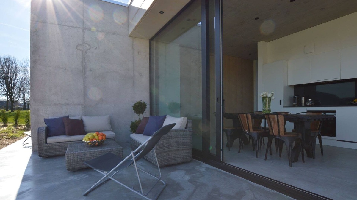 Warsage Villa | Modern Villa in Dalhem with Private Garden