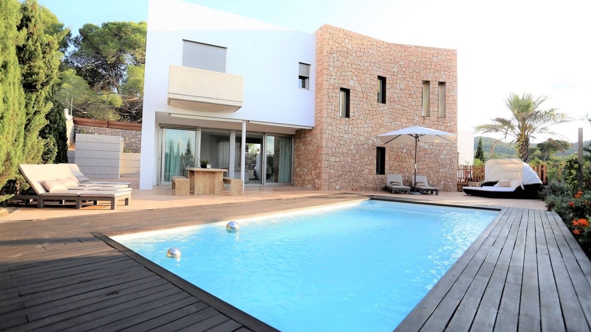 Santa Eulalia del Rio Villa | Modern Villa Montecristo