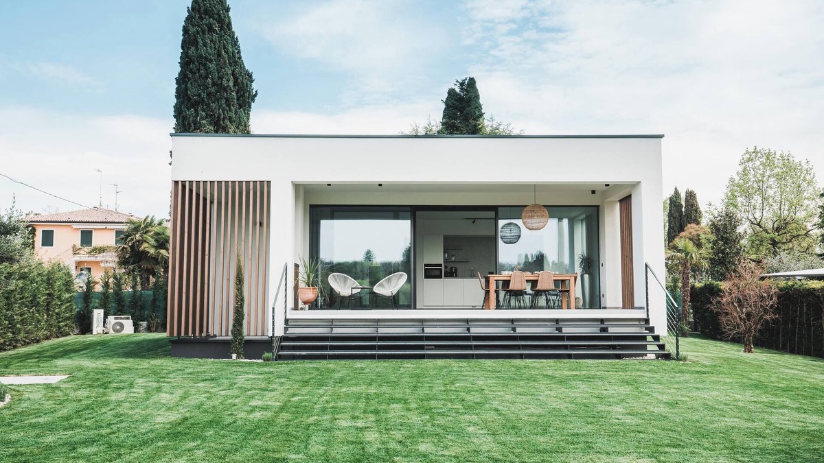 Bardolino House | Modern Villa "Montelino Boutiquehouse " with Pool, Wi-Fi, Air Conditioning & Terrace