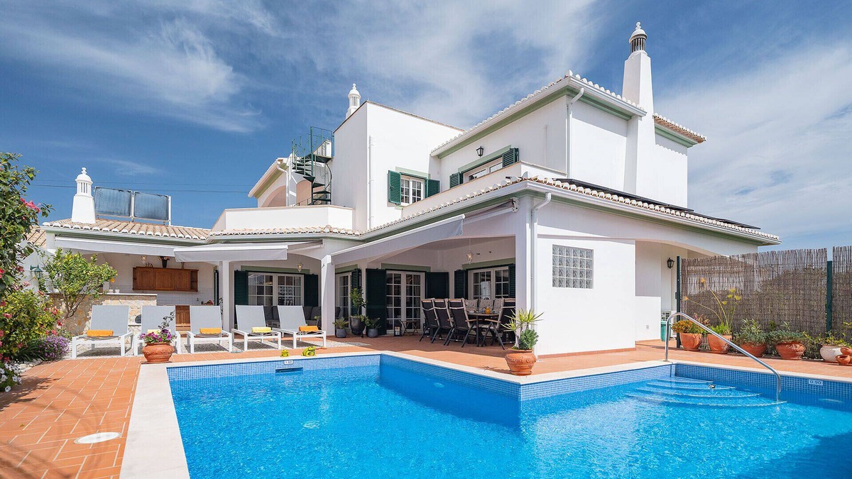 Ameijeira Villa | Modern villa near beach [75]