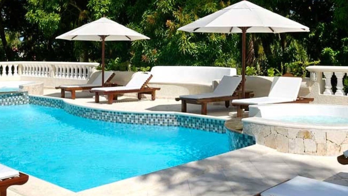 Puerto Plata Villa | Modern Villa , swimming pool all amenities, beach nearby.