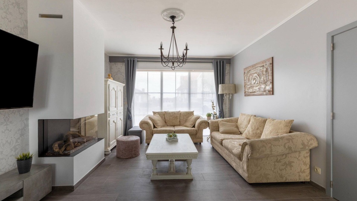 Westende Villa | Modern Villa w/Private Yard