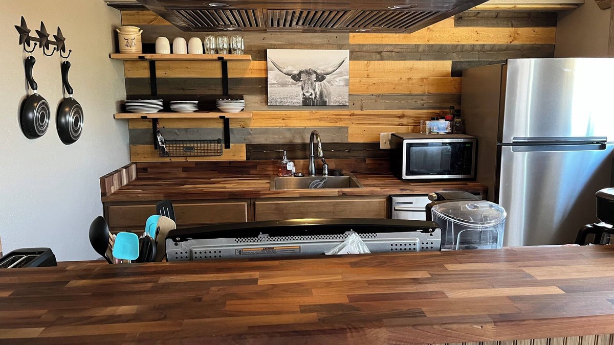 Kingman House | Modern Western Unit #8