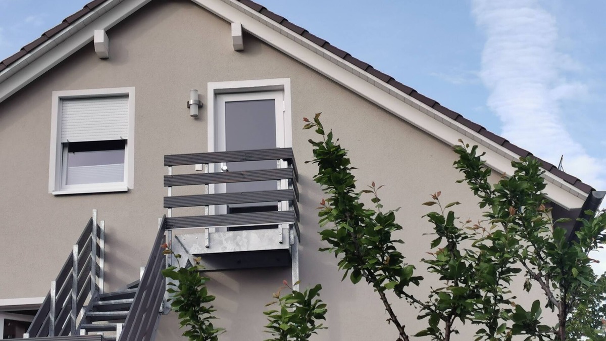 Kleinzschachwitz Apartment | Moderne Ferienwohnung in Ruhiger Elbnaher Lage mit Guter Verkehrsanbindung